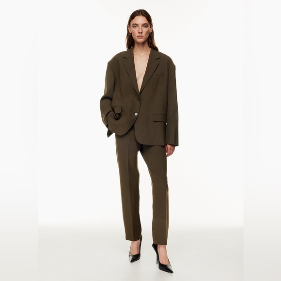 ARITZIA New Vogue Rich Cocoa Oversized Blazer - Picture 2 of 16